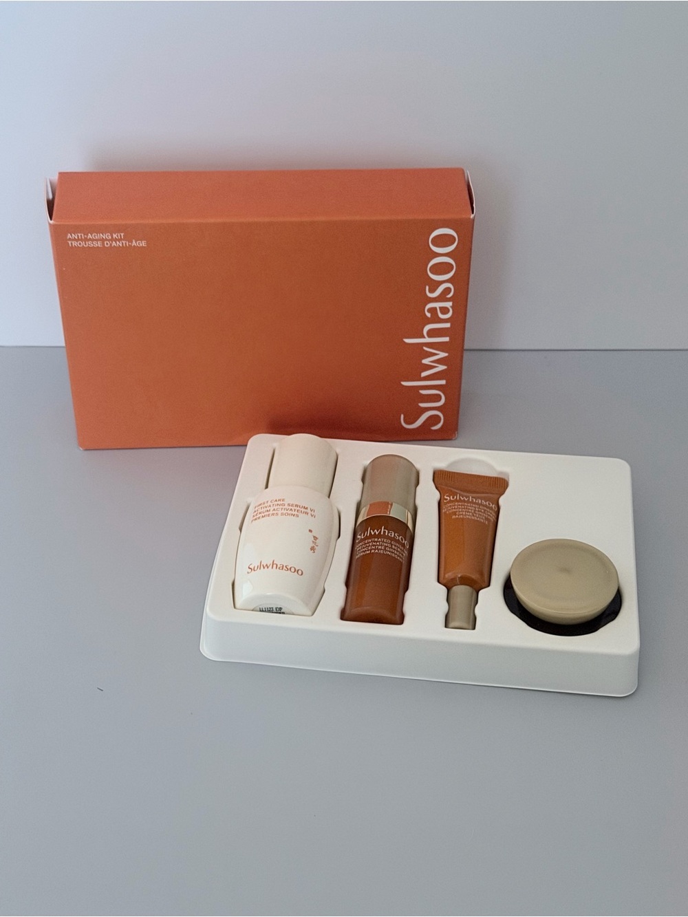 Sulwhasoo Mini Anti-Aging Skincare Set BNIB First Care Serum Ginseng Travel Kit - Picture 2 of 4